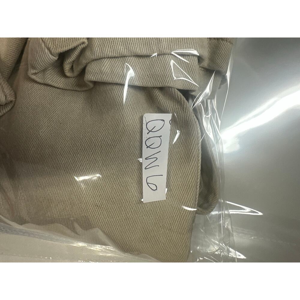Zenana NWT Hazen Knot Strap Overalls Jumpsuit Sz M Tan Beige Womens - Picture 8 of 8